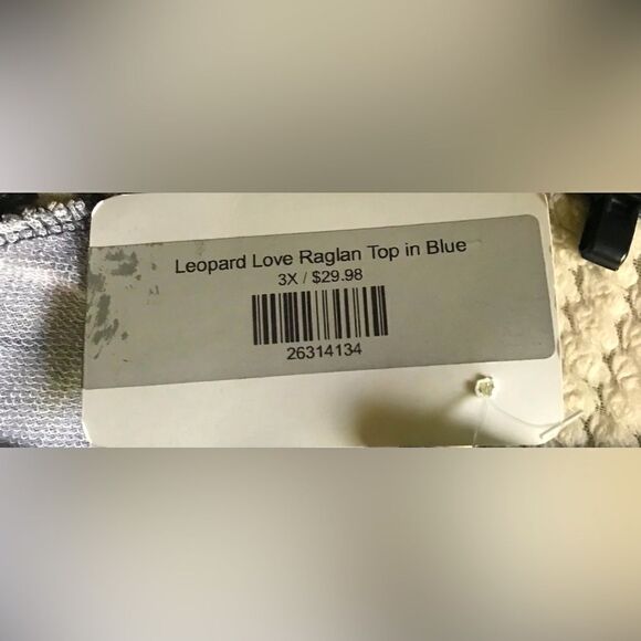 NWT … 7TH RAY “Size: 3X” Leopard Love Raglan Top In Blue - Picture 5 of 5